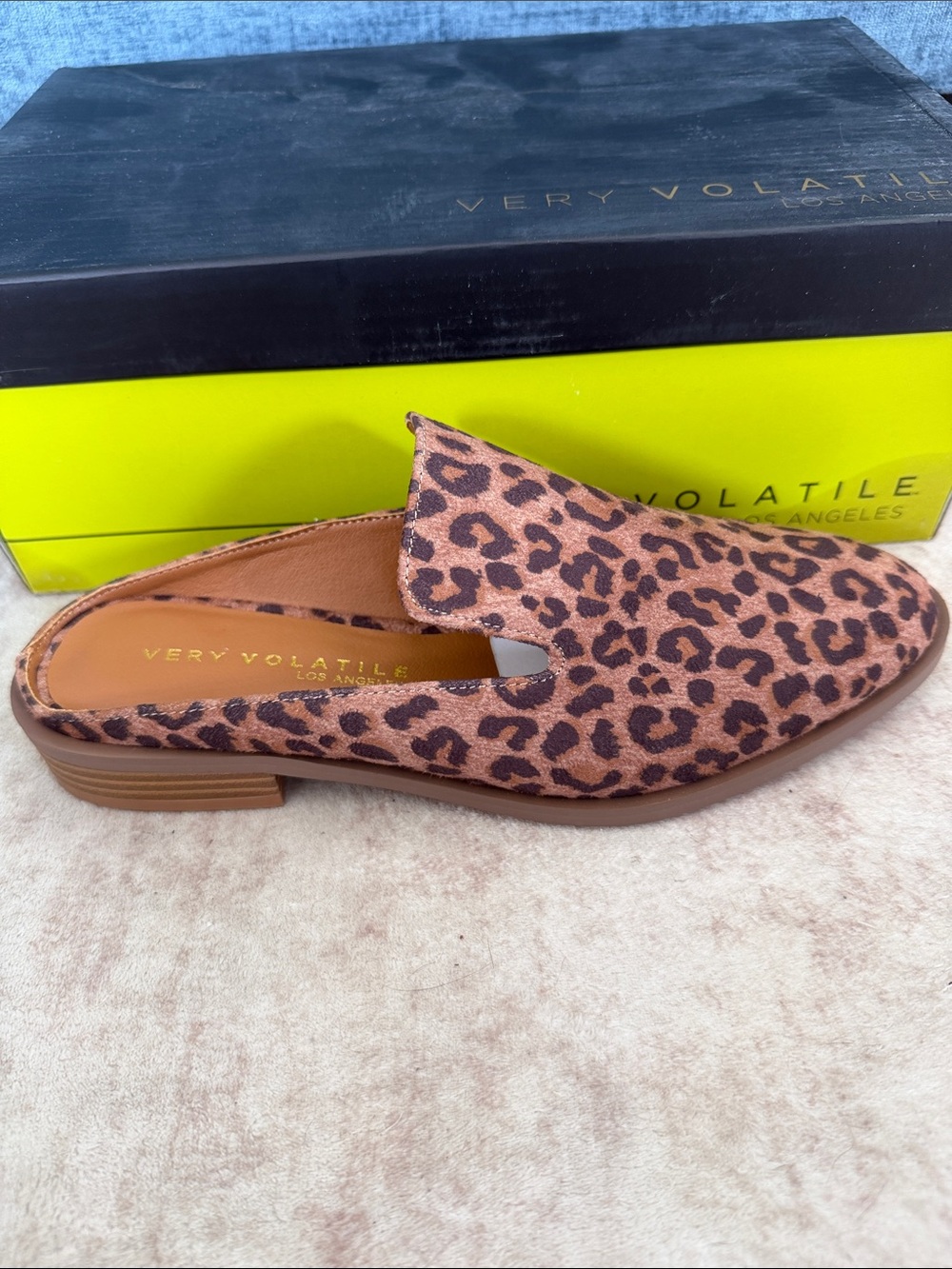 Very Volatile Avery Leopard-Print Slip-On Mule in Brown and Black